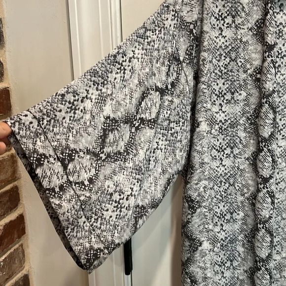 Women’s Printed Cardigan White Black Longline Spring Kimono Topper Lagenlook - Picture 4 of 7